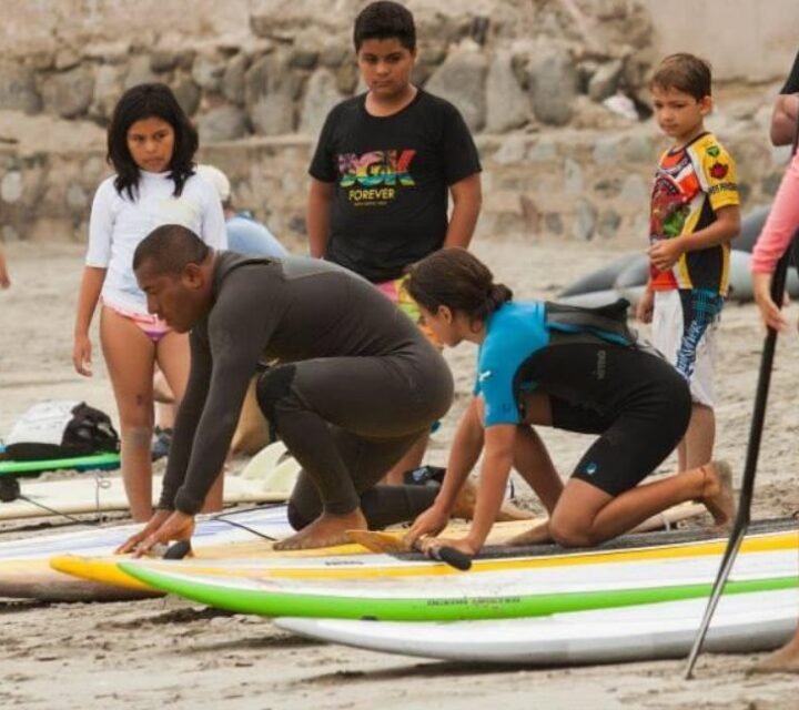 Surf lessons (1)