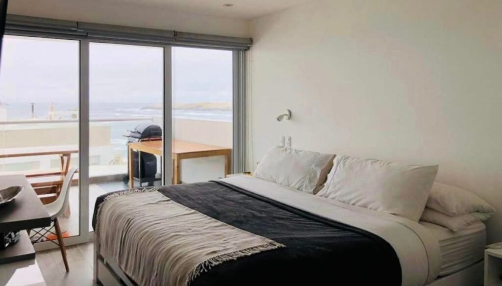 Departamento con vista al mar en Playa Blanca Punta Hermosa - En venta WEB