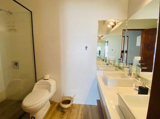 20240822_181807000_iOS 1 2