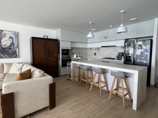 20241212_160150051_iOS