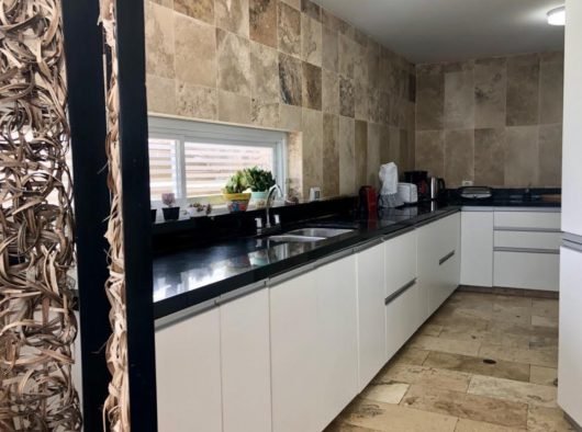 20250225_201131106_iOS