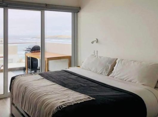 Departamento con vista al mar en Playa Blanca Punta Hermosa - En venta - SEO