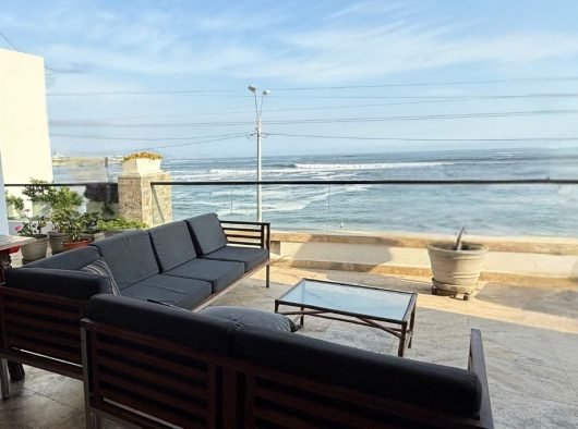 Departamento en primera fila en el Malecón de Punta Hermosa WEB