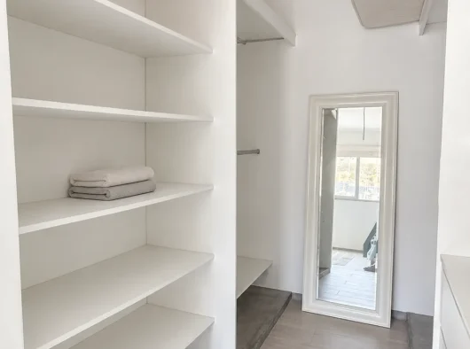 Walking closet habitación secundaria
